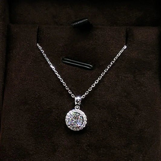 Huitan Round Zirconia Necklace
